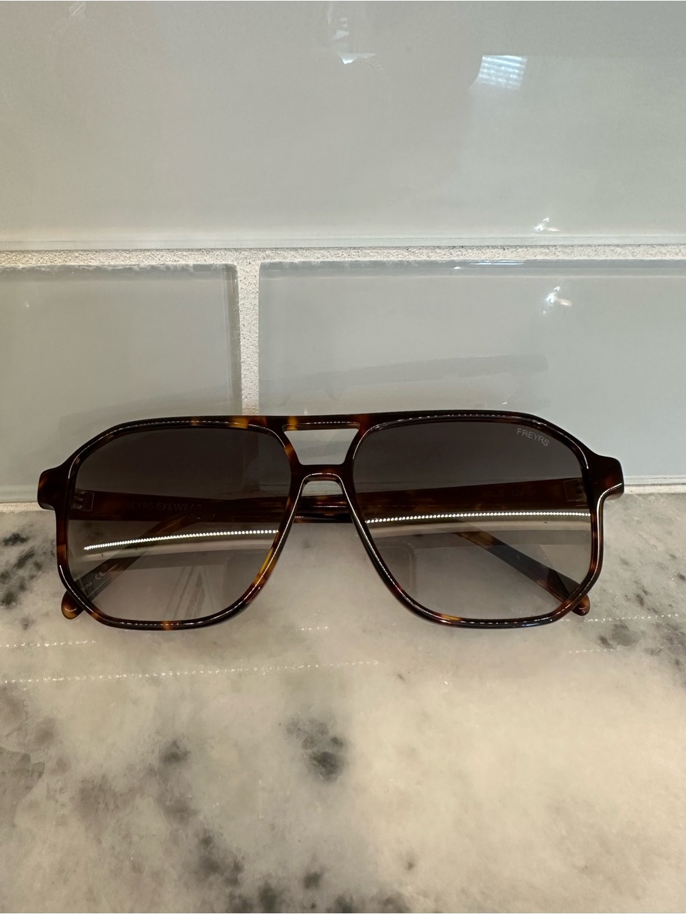 FREYRS Tortoiseshell Aviator Sunglasses